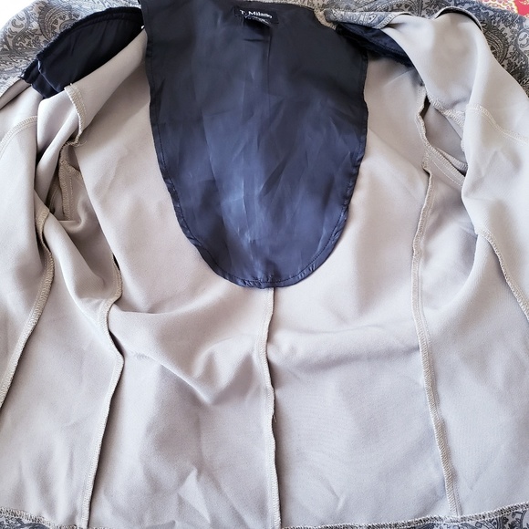 💟🤍T. Milano gray paisley print blazer Sz14 - Picture 5 of 9